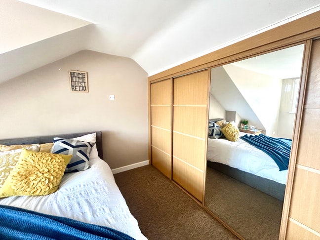 Snug - Putting the Space 🌌 into Spacious 🏡🌟

 Main Photo