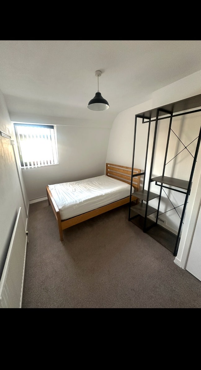 Double Room | Bills Inc | Parking | Quiet Main Photo