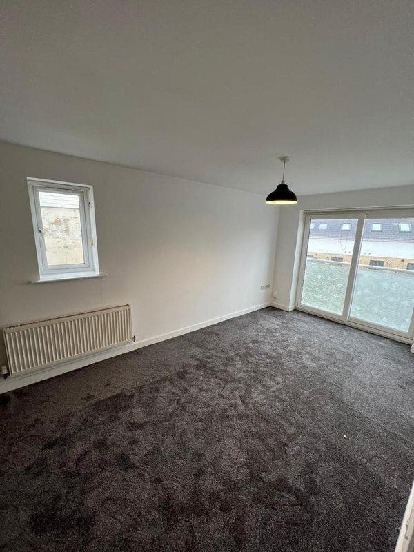 One bedroom flat Main Photo