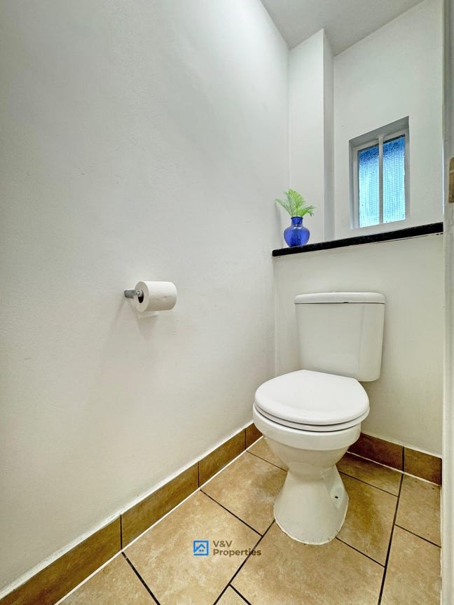 ✅ Available to Move in Today Main Photo