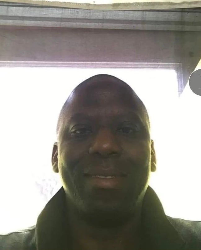 Looking for either single or double room Main Photo