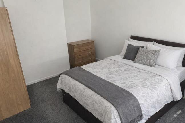 Furnished Room in Shared Property - All Bills Incl Main Photo
