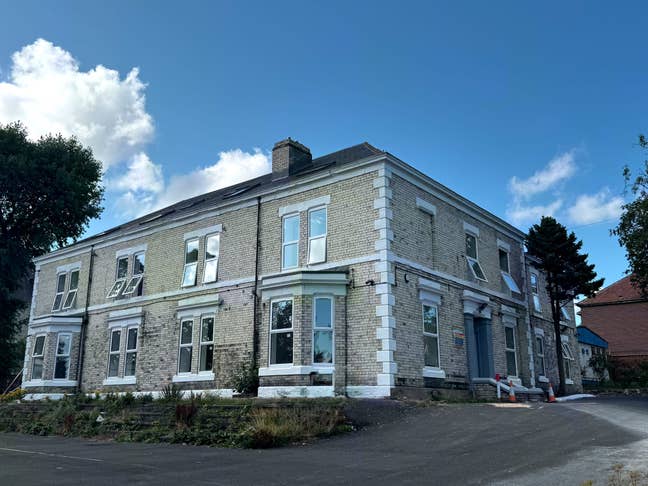 Accomodation | All Bills Included | Male Only  Main Photo