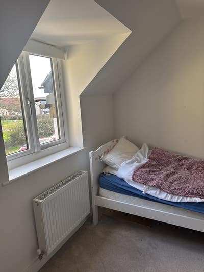 Room to rent  Main Photo