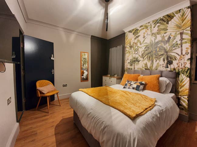 1  📺 Double room with wall mount TV 📺 Main Photo