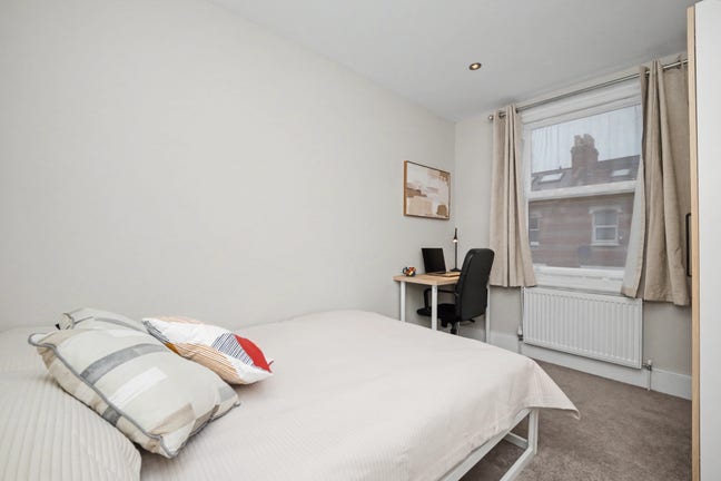 ✨Cosy Double near Tooting Common – Female Only Main Photo