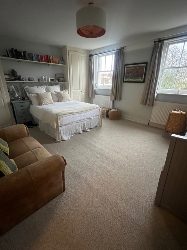 Bright Large Room in Beautiful Islington Flat Main Photo
