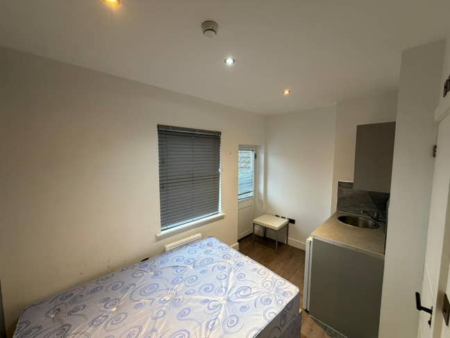 DSS - Studio Flat Available in Lewisham SE13 Main Photo
