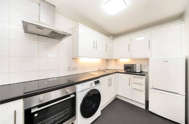 Deptford SE8 | 3 Min to Dlr Station Main Photo