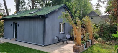 Self contained open plan annex. Main Photo