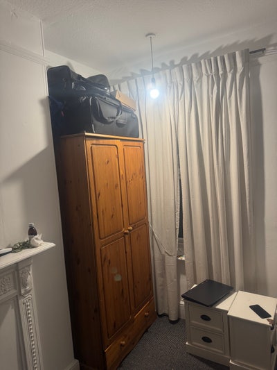 Single furnished room to rent EX1- Bills included Main Photo