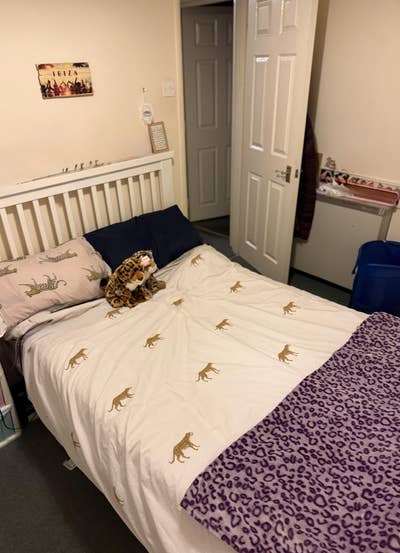 Lovely double room in calm professional home Main Photo