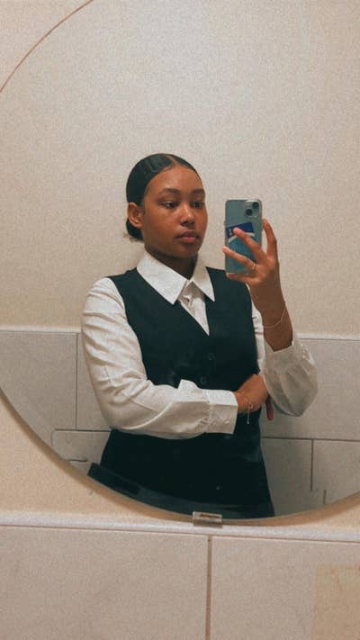 Im looking for a room near Ealing. I'm a 19 y... Main Photo