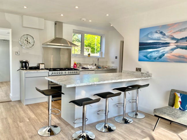 🏡 Modern & Clean || Friendly & Parking 🙋‍♀️🙋‍♂️ Main Photo