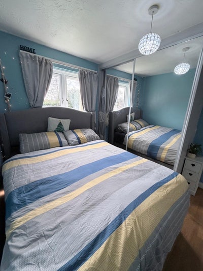 Spacious Double Room Available - All Bills Inc  Main Photo