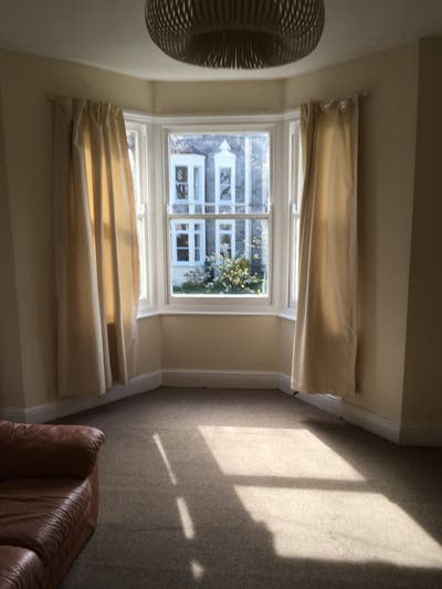 Totterdown - Studio Flat fab location Main Photo