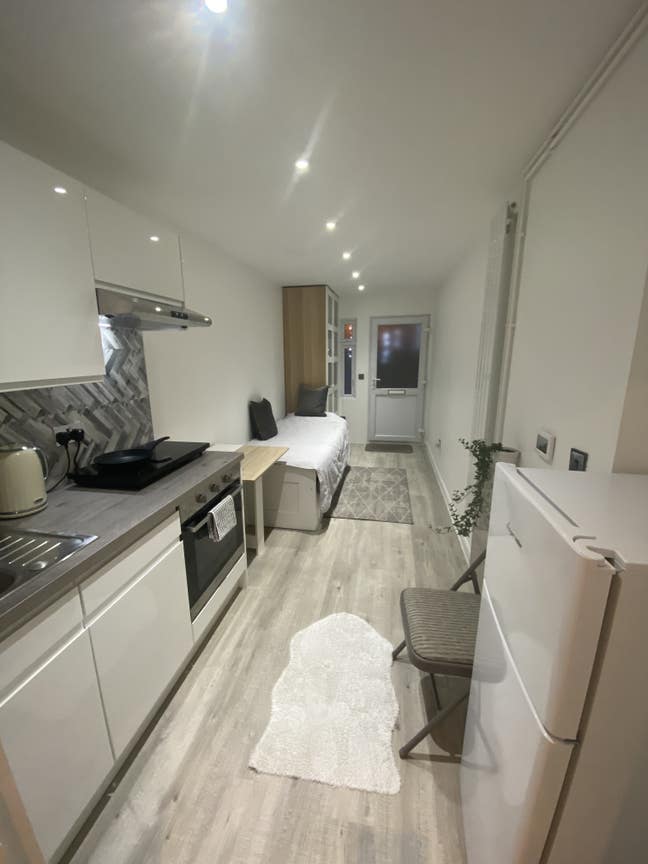 Studio in Loughton, own kitchen and bathroom Main Photo