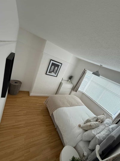 Spacious Room Available- Alkrington Garden Village Main Photo