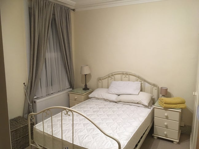 Large double room (gay male houseshare) Main Photo