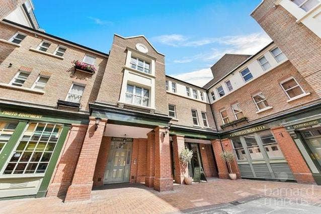 3BR Flat next to British Museum | WC1A Bloomsbury Main Photo