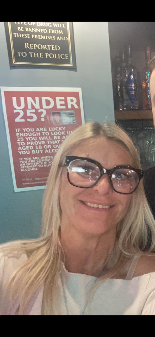 Professional Female seeks a double room Main Photo