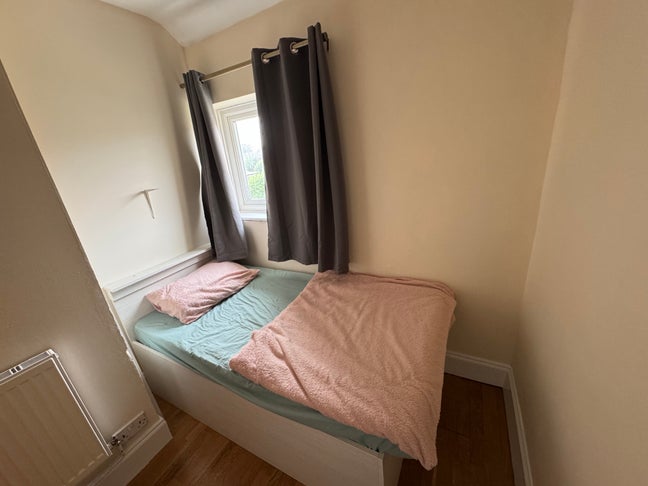 Fully furnished  Main Photo