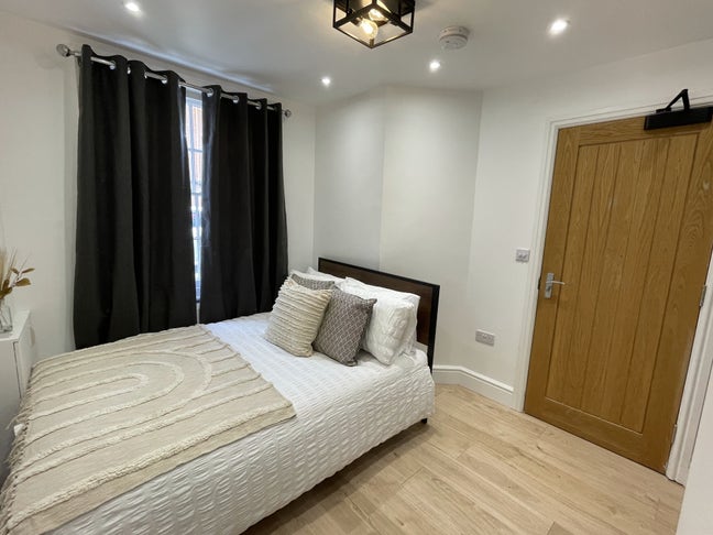 Double En-Suite Room in Banbury - inc All Bills Main Photo