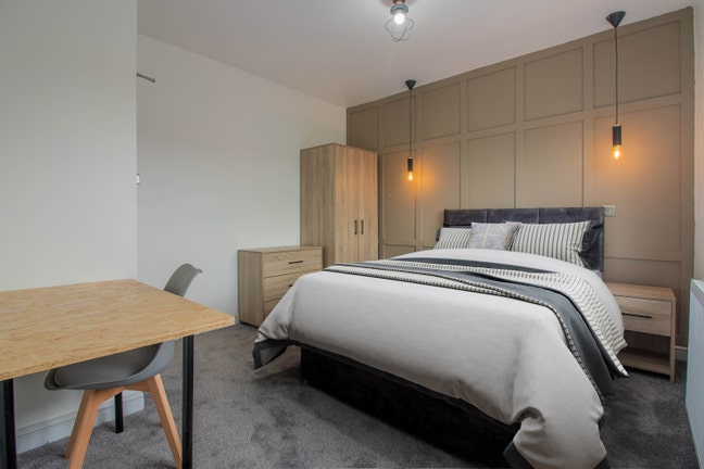 Beautiful Ensuite Double Bedroom Main Photo