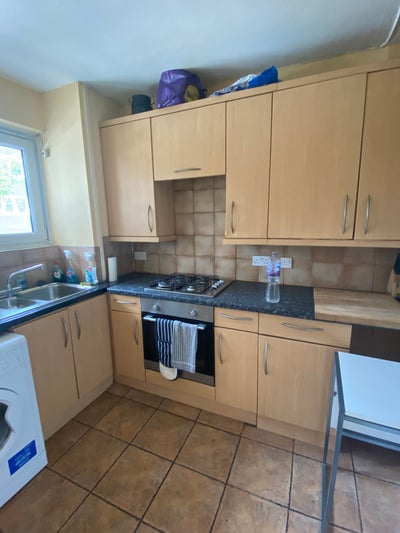 Don't Miss Out On This Single Room In Old Street Main Photo