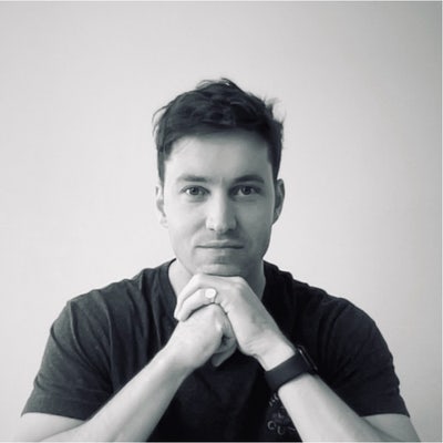 Professional Male seeks short term en-suite room Main Photo