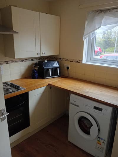 2 bed flat to rent Main Photo