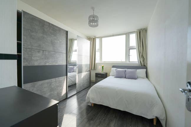 Beautifiul Double Room Available in Aldgate🌟 Main Photo