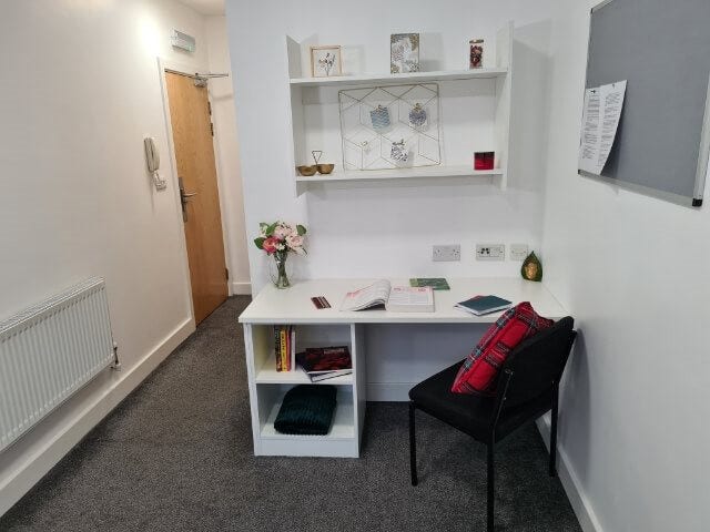 Ensuite Room Available April 10Th Main Photo