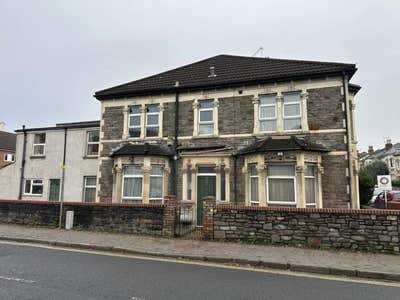 Large double room to rent on Ashley Down Road. Main Photo