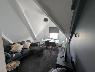 ✨ Stylish En-Suite Rooms in a Professional House ✨ Main Photo