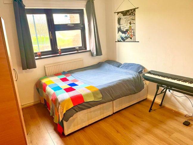 Large Bright Double | Park View | 7Min Jubilee Main Photo