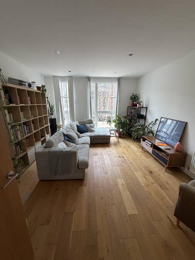 2 x Double Rooms in Beautiful Haggerston Townhouse Main Photo