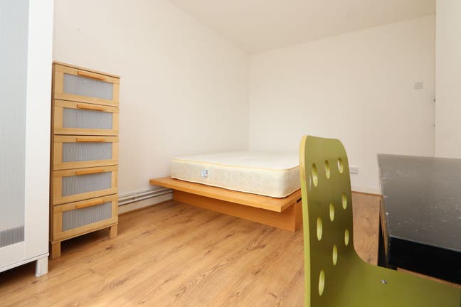 Top Location in Zone 1 - Last 2 Rooms Available Main Photo