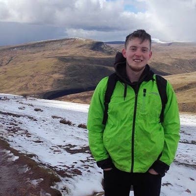 Looking for a room in or as nesr to Tanygroes... Main Photo