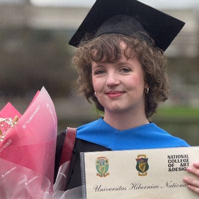 Friendly Professional(F23) -Double Room -April/May Main Photo