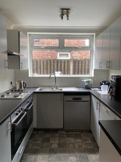 6 Beds in furnished house, Fallowfield. Bill incl. Main Photo