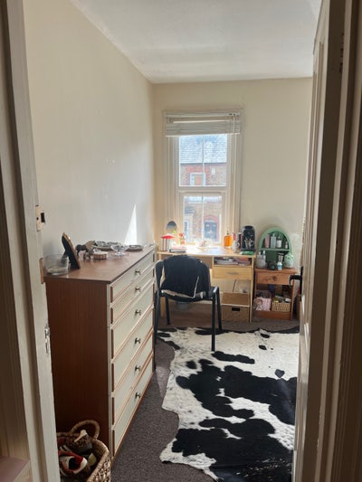 Spacious double bedroom for sublet  Main Photo