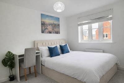 Double bedroom available Kingsmere Bicester Main Photo