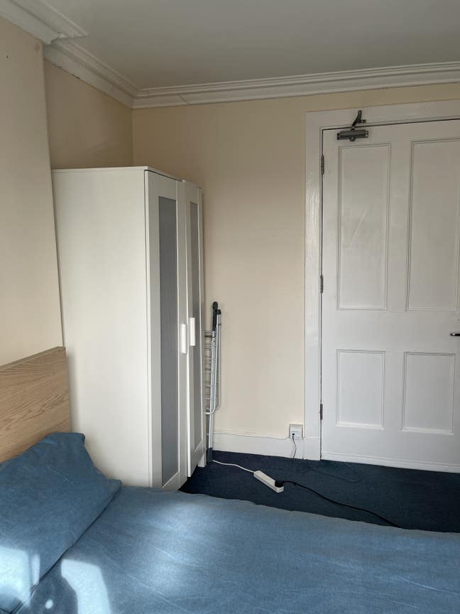 Room to let - Springfield, Dundee Main Photo