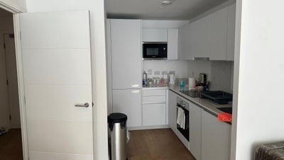 Close to Kinscross and UCL，transport very nice Main Photo