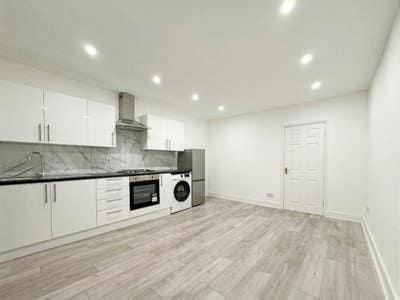 A beautiful 1 bedroom property in Stoke Newington Main Photo