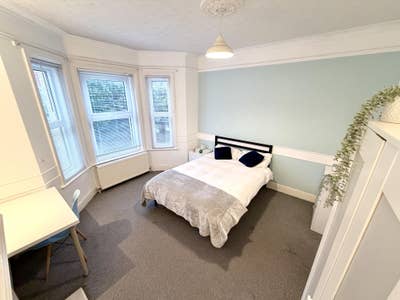 🟠Large Double Available! Zero Deposit!  Main Photo