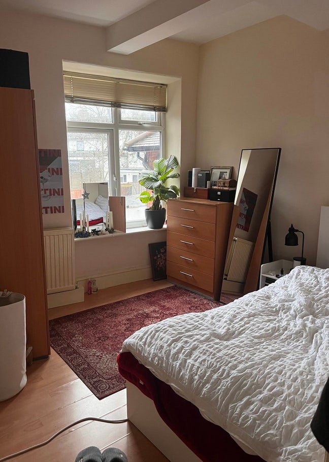 Single bedroom in Hendon Central  Main Photo