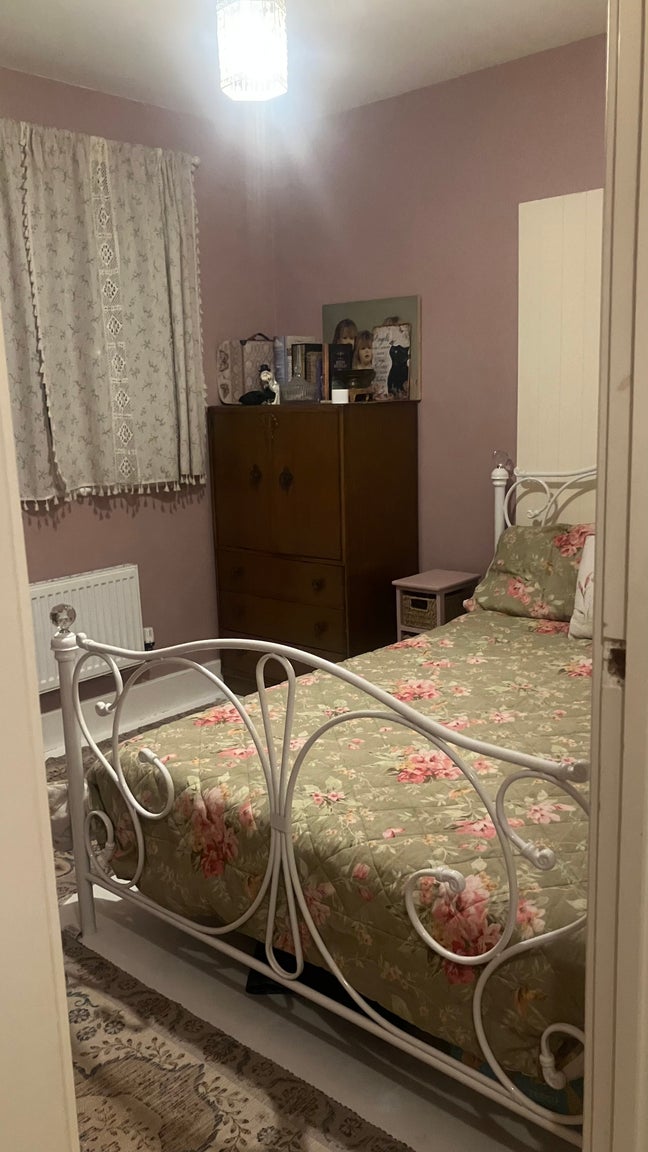 Double Room with Private Bathroom Main Photo