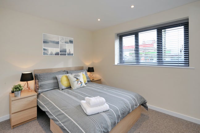 Double En-suite | 12 Mins Walk Town | Parking 🏡 Main Photo
